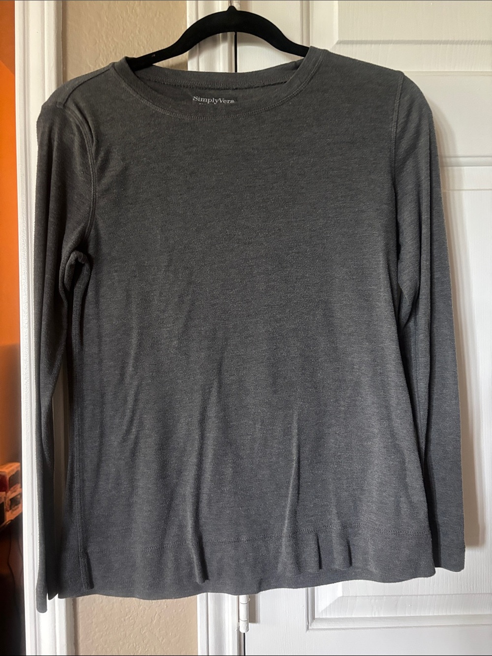 Simply Vera Vera Wang Charcoal Crewneck Top